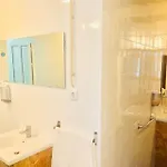 Private 102 In Da Fonte Hostel